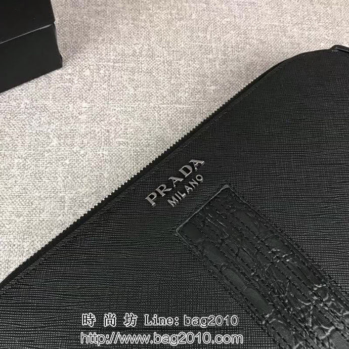 PRADA普拉達 官網同步 專櫃最新款 頂級原單十字紋牛皮 男士手包 2VF056 DD1906